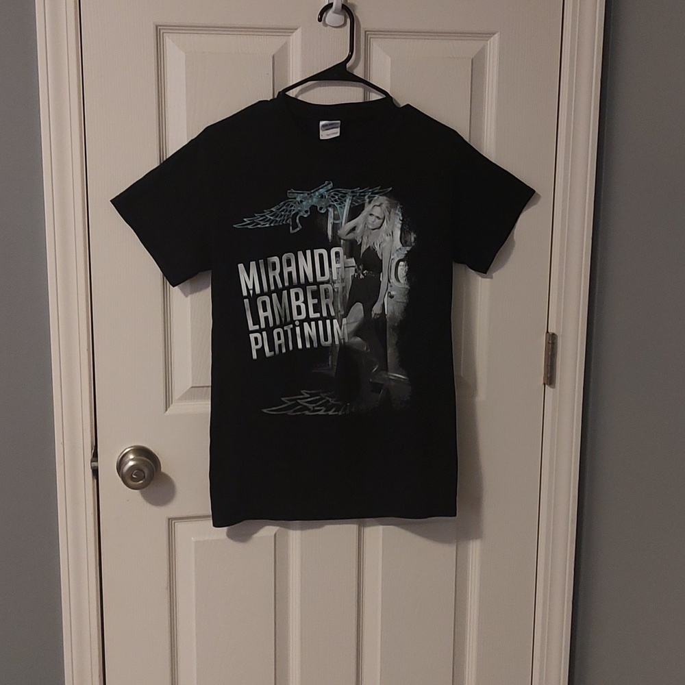 NWOT Miranda Lambert Tee